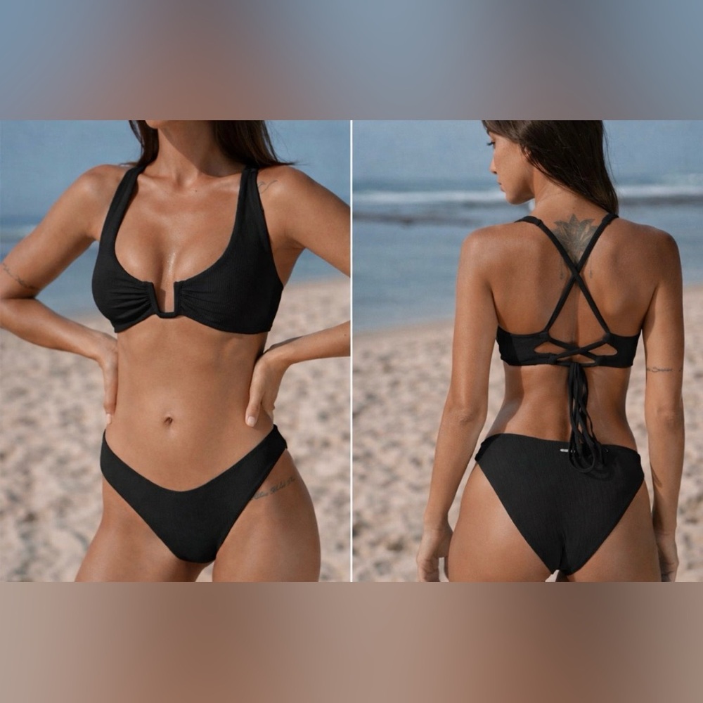 Berlook Black Two Piece Strappy Back Swimsuit Bikini Size S Small NEW W Bag